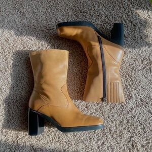 Incredible Vintage 90’s Tommy Hilfiger Chunky Leather Ankle Boots